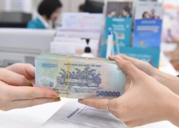 Từ đầu tuần tới nay, 4 ngân hàng tăng mạnh lãi suất tiết kiệm