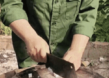 Món ăn Tây Bắc phải ủ lên giòi mới đem ra chế biến, chỉ khách quý được mời, thách bạn dám thử!