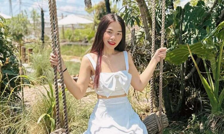 Bài tập gym giúp mẹ hai con giữ hình thể săn chắc