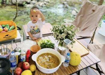 Xu hướng đi chơi lễ 30/4, 1/5 của gia đình có con nhỏ: Du lịch cách nhà vài trăm km hay “trốn nóng” ở TTTM?