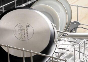 Sau khi sử dụng máy rửa bát được hai năm, tôi nhận thấy 7 thứ không thể bỏ vào máy