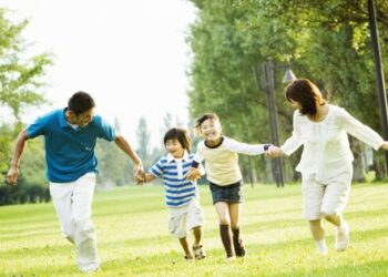 Đây là lý do bố mẹ không nên hứa tùy tiện với con