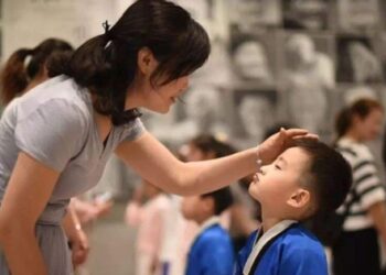 Người ta nói, con cái đến “báo ân” thường có 5 đặc điểm này, cha mẹ có con “trúng” 2 điều thôi đã đủ hạnh phúc