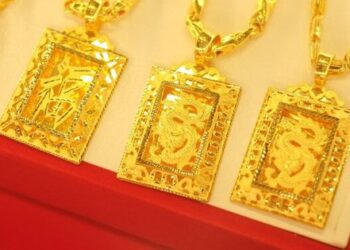 Giá vàng hôm nay 4/5: Thế giới giảm, trong nước tăng mạnh