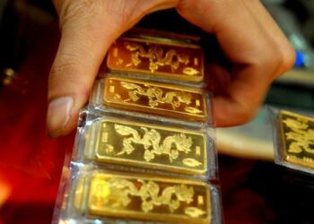 Giá vàng tăng mạnh không cản nổi