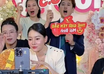 Sốc: Chỉ trong 5 tiếng đầu tiên livestream, chủ 1 kênh TikTok đã đạt doanh thu 45 tỷ đồng, có thời điểm lên đến 60.000 người xem để “chốt đơn”