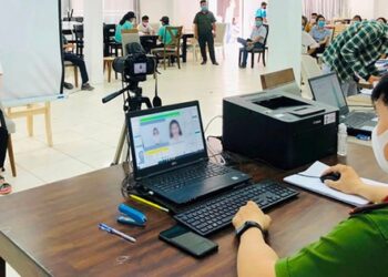 Từ 1/7, làm Thẻ căn cước phải thu thập sinh trắc học mống mắt như thế nào?