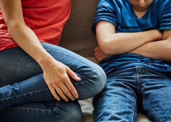 5 lời khuyên hữu ích nuôi dạy trẻ bướng bỉnh