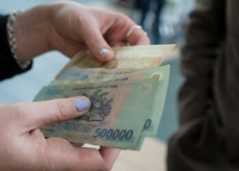Ngày càng có nhiều người bắt đầu sử dụng tiền mặt, đây là 3 lý do chính