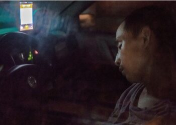 Thảm cảnh tài xế taxi Trung Quốc vỡ mộng làm giàu: Chạy cật lực 14 tiếng mỗi ngày nhưng thu nhập không bằng công nhân xây dựng, nhiều người muốn bỏ nghề