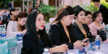 Tôn Vinh Giáo Viên Tiêu Biểu Ngành Sắc Đẹp 2025: Cô Trâm Anh Nguyễn Và Sứ Mệnh Lan Tỏa Tri Thức